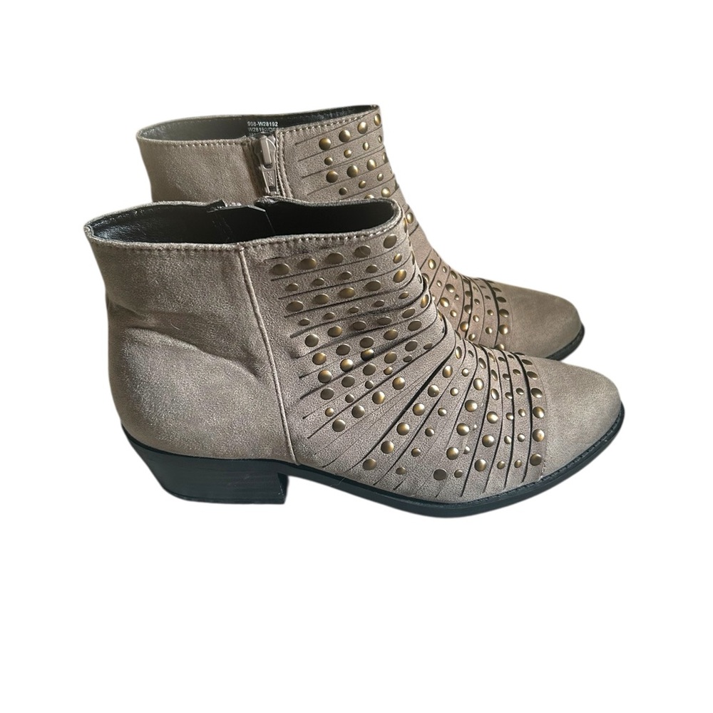 White Mountain Tan Ankle Booties with Western Flair